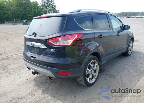 2016 Ford Escape Titanium from USA, damaged, VIN 1FMCU9J95GUB02010
